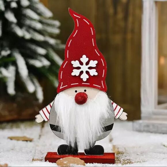 440 - FREE STANDING GNOMES - Picture 2 of 3